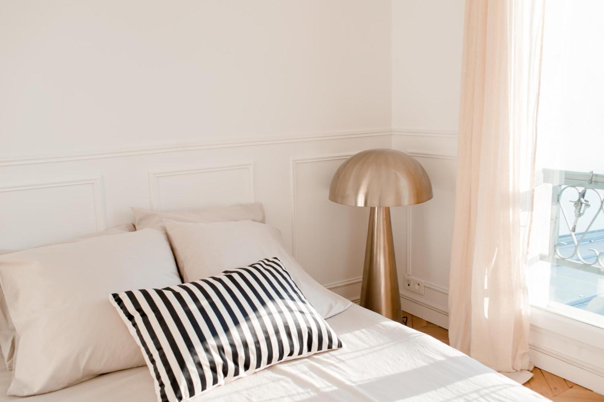Logement Entier Ou A Partager Dans Maison Familiale A Rueil Malmaison, Proche De Paris La Defense 外观 照片